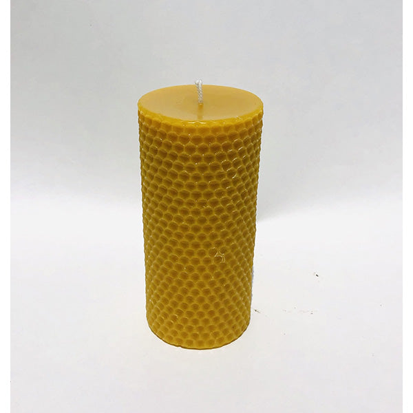 Beeswax honeycomb pillar